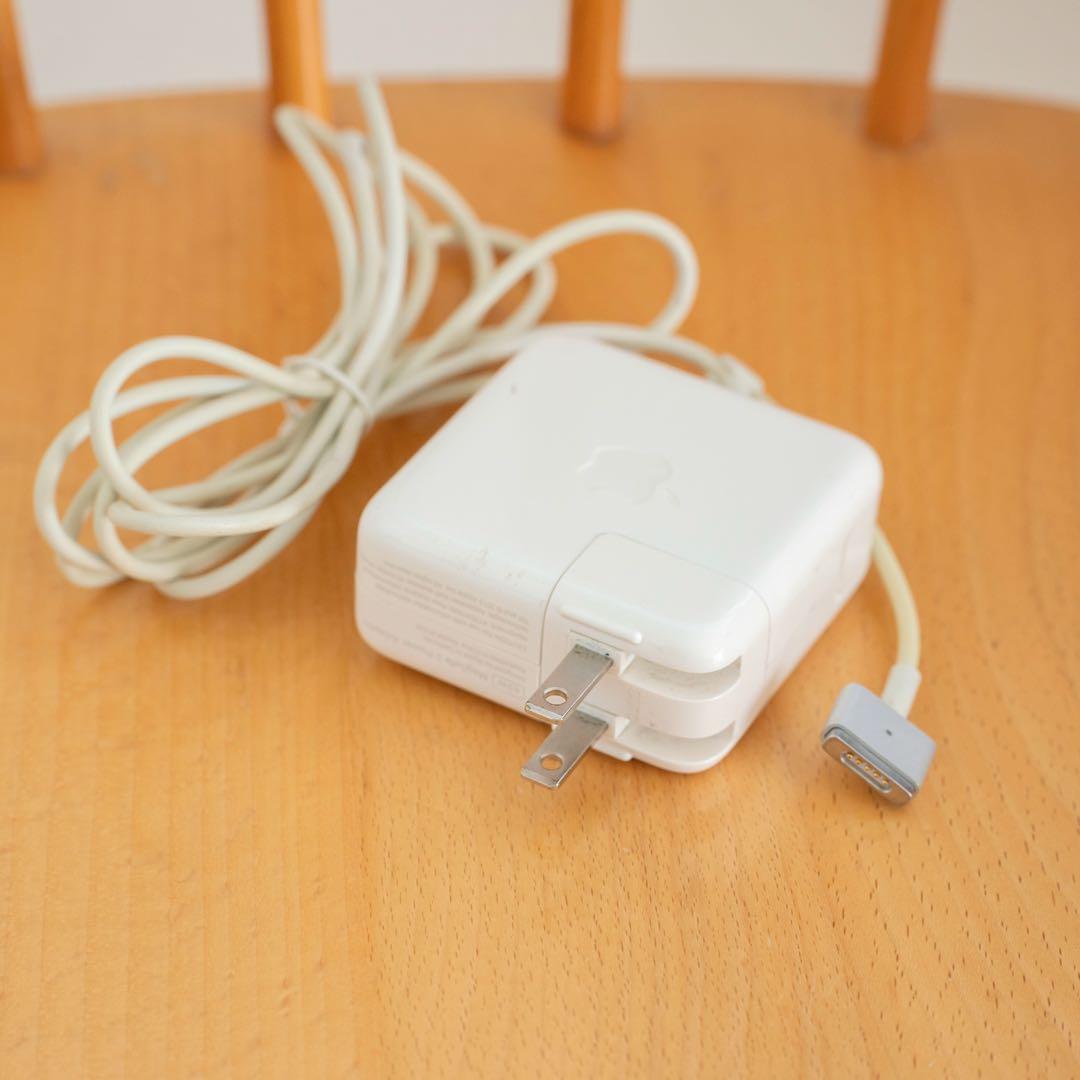 MacBook Air 13インチ　2017本体 動作確認済み　ジャンク扱い