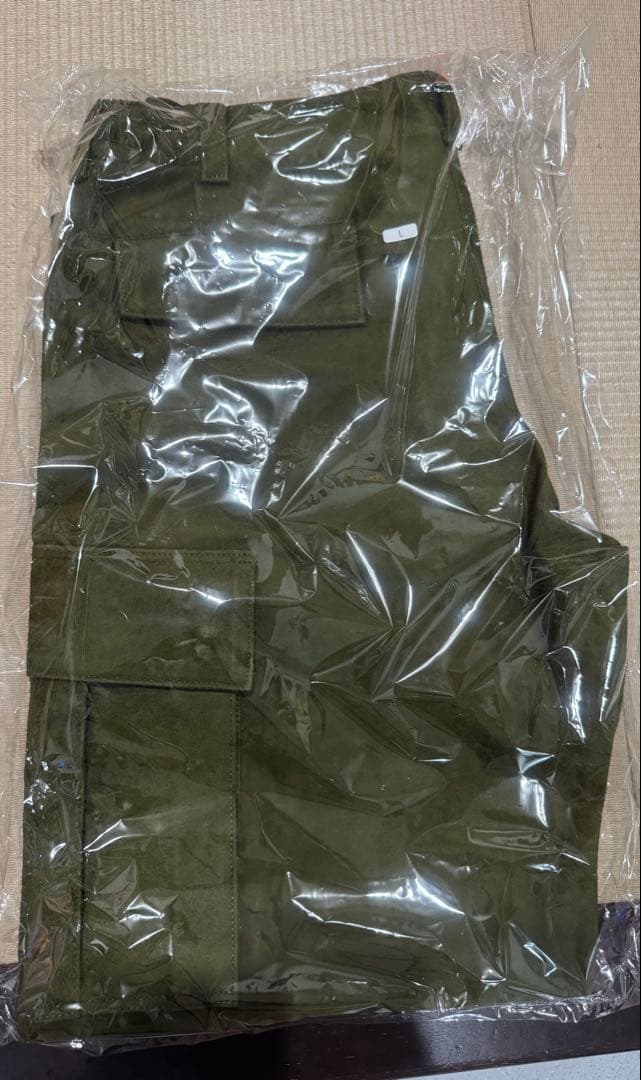 【新品未使用品/予約完売品】MOTO 洗える本革カーゴパンツ　Lサイズ