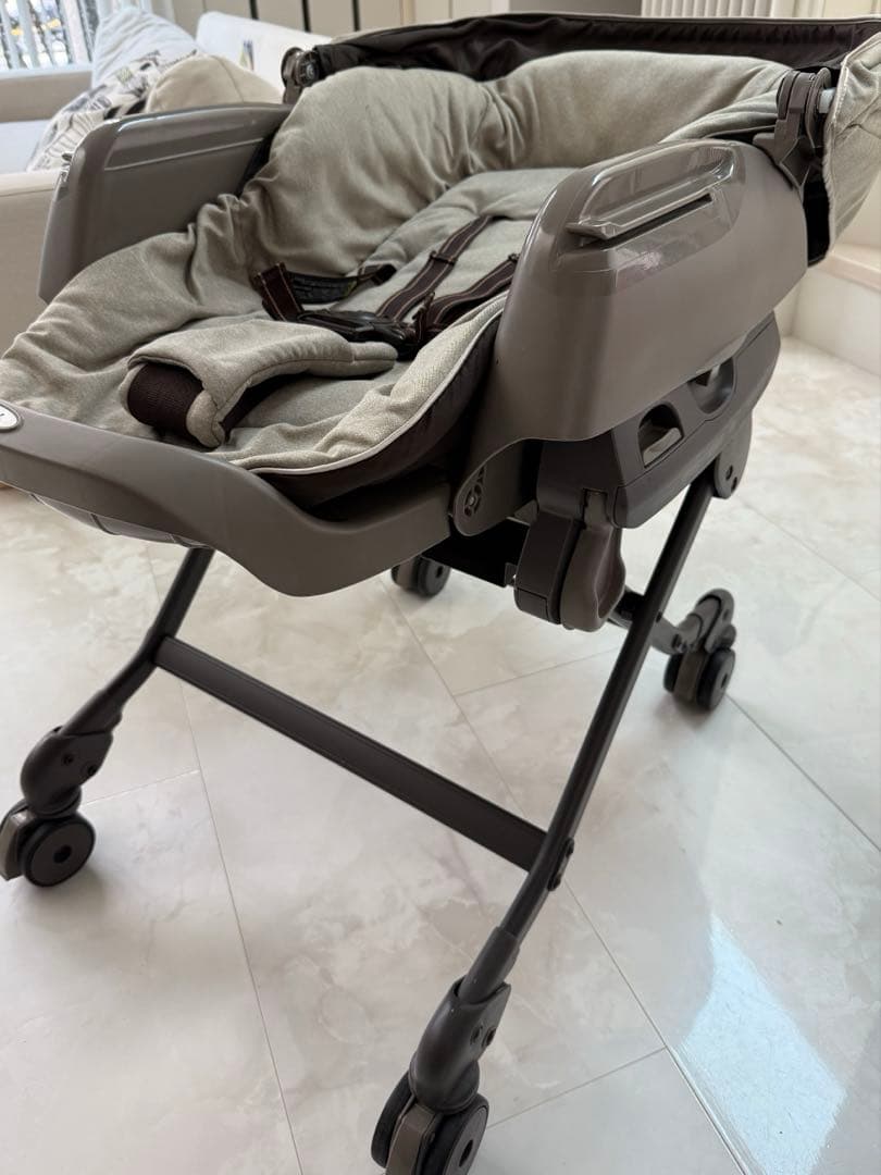 Combi ネムリラ オートスウィング おやすみドーム EG