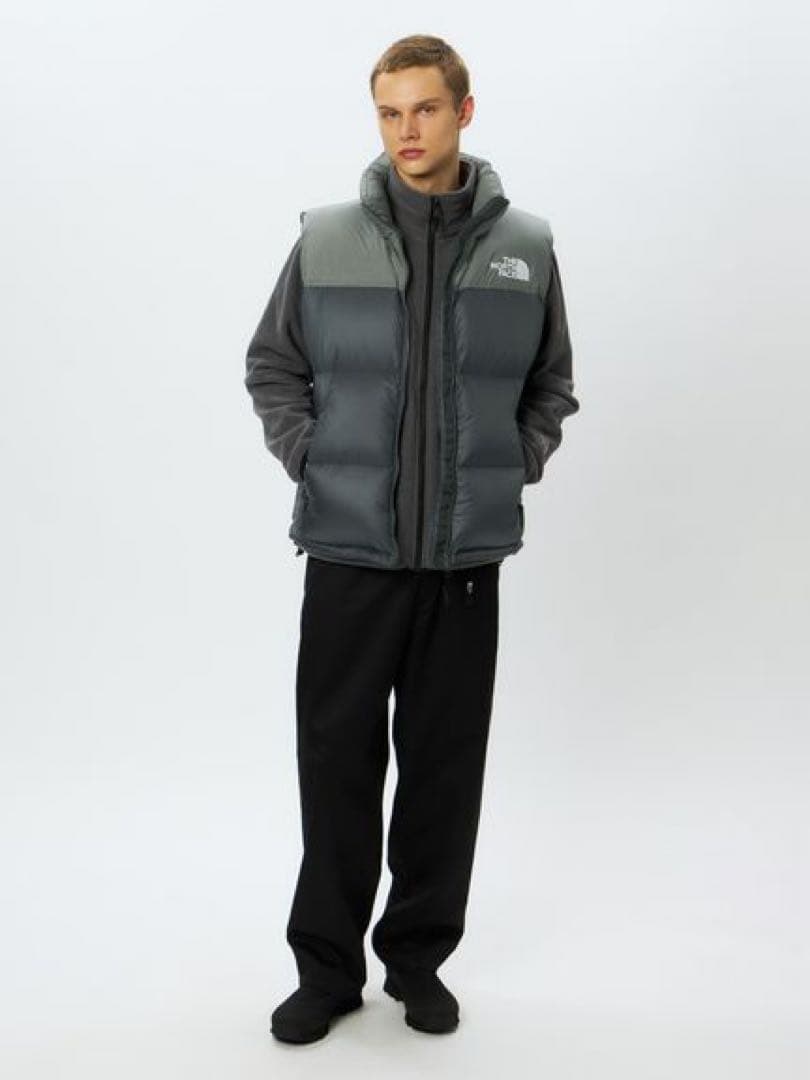 美品★THE NORTH FACE ヌプシ ベスト ND92557 S ブラック