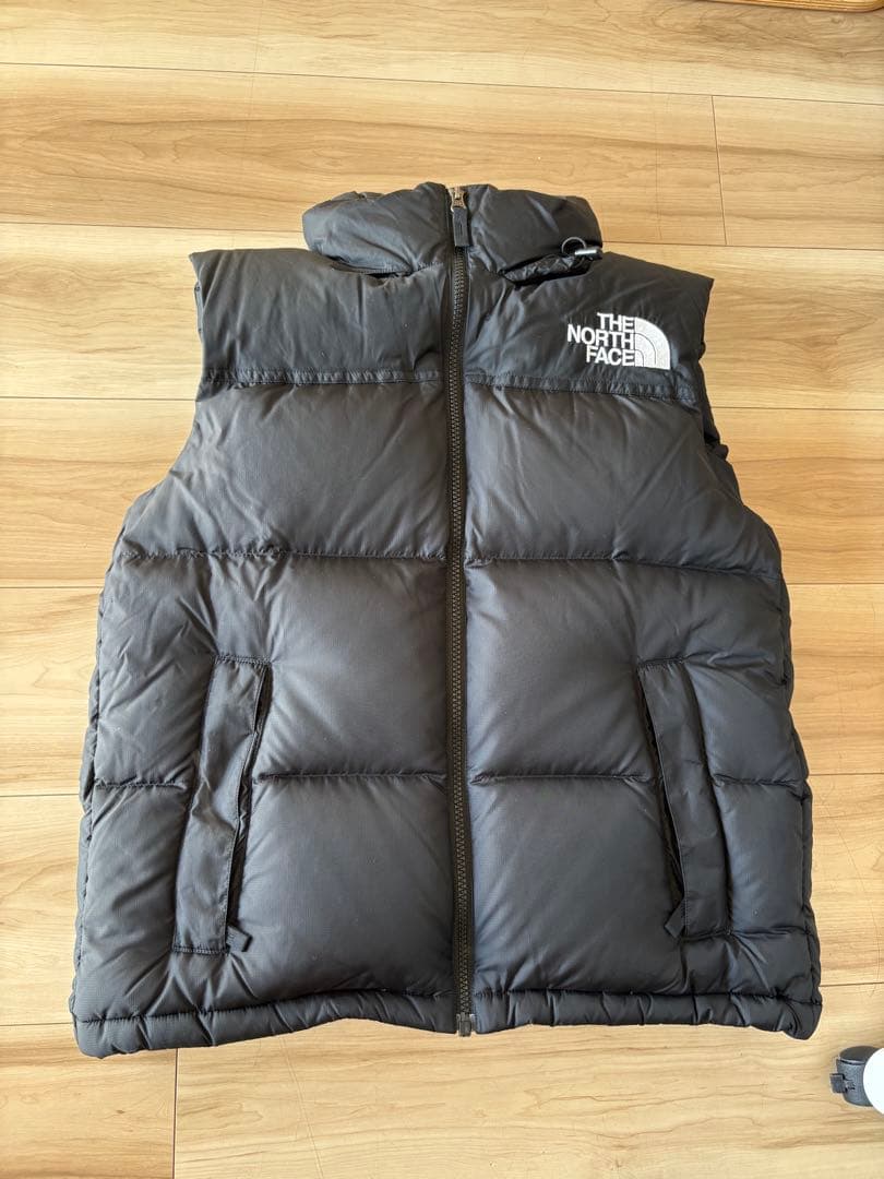 美品★THE NORTH FACE ヌプシ ベスト ND92557 S ブラック