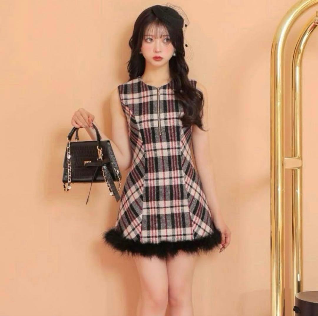 m me eme フェザーチェックフレアワンピー ス