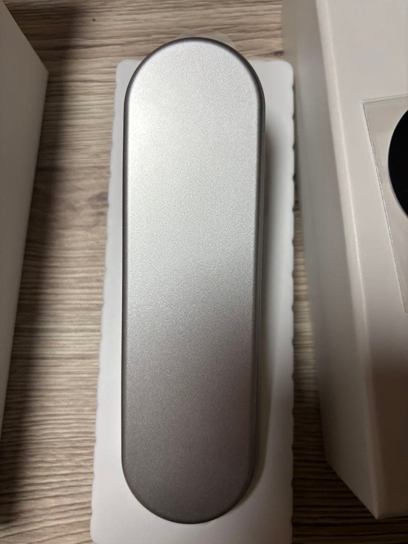 ⭐︎ichia⭐︎SALONIA EMSリフトブラシ シルバー