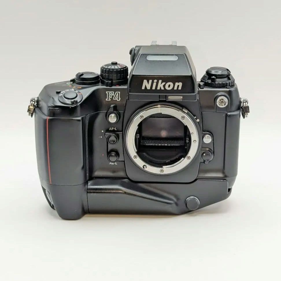 Nikon F4 S ボディ MB-21 付き