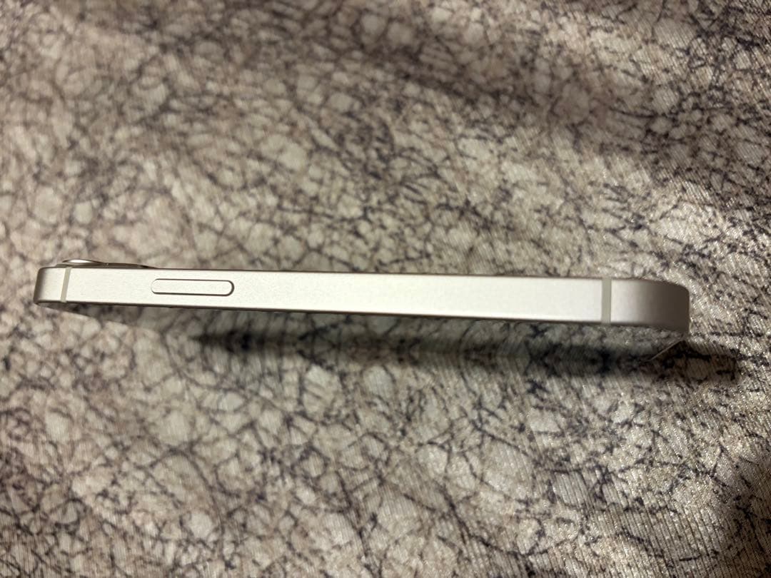 【美品】iPhone13mini 256GB Simフリー版(バッテリー要交換)