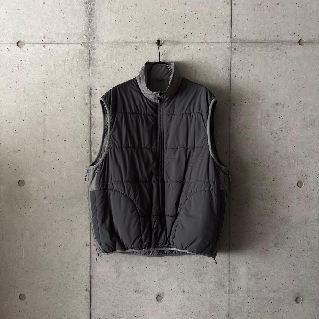 トップス DAIWA PIER39 / REVERSIBLE P/O PUFF VEST