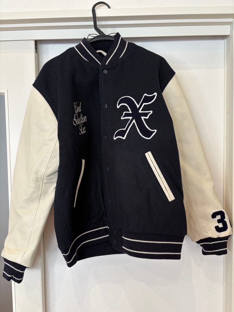 新品GOD SELECTION XXX スタジャン ネイビー L