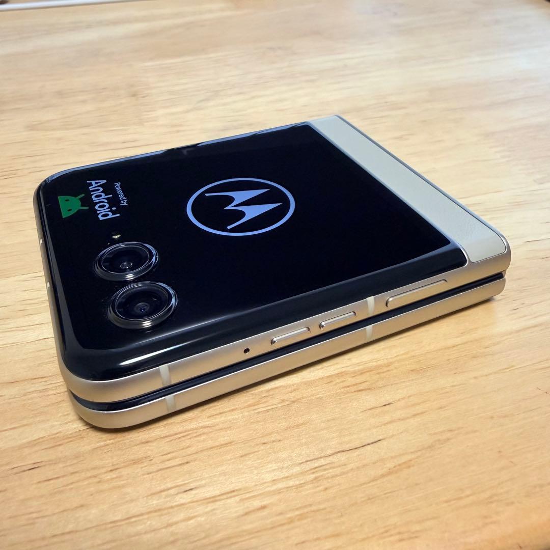 Motorola Razr 50 512GB サンドクリーム SIMフリー