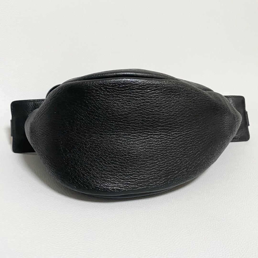 THE ROW / スモール Slouchy Banana バッグ レザー