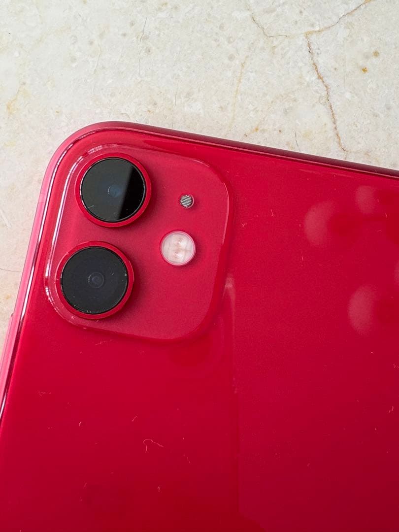 Apple iPhone 11 64GB 本体　スマホ