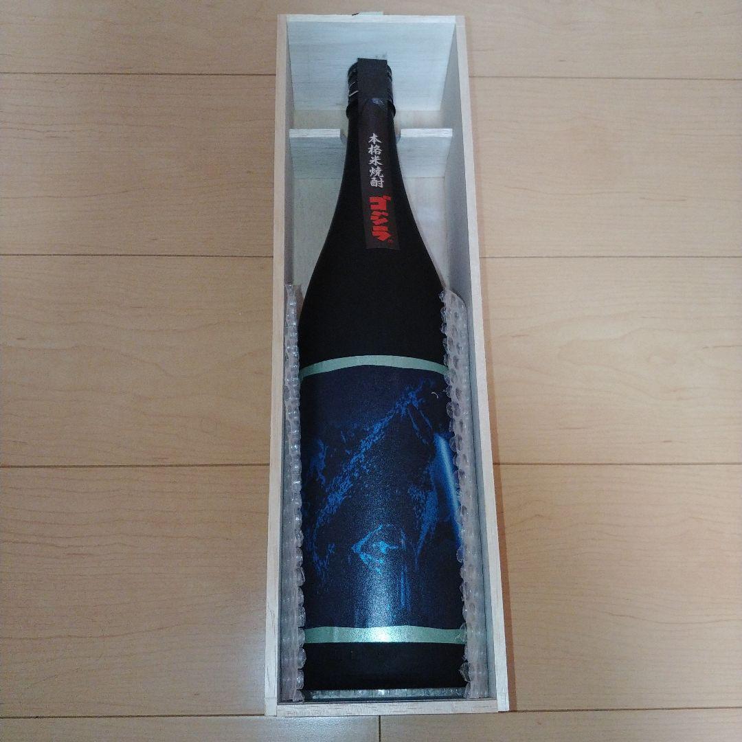 ☆2003年☆本格米焼酎☆ゴジラ☆綾菊酒造株式会社☆1.8L詰1本入☆Tシャツ☆