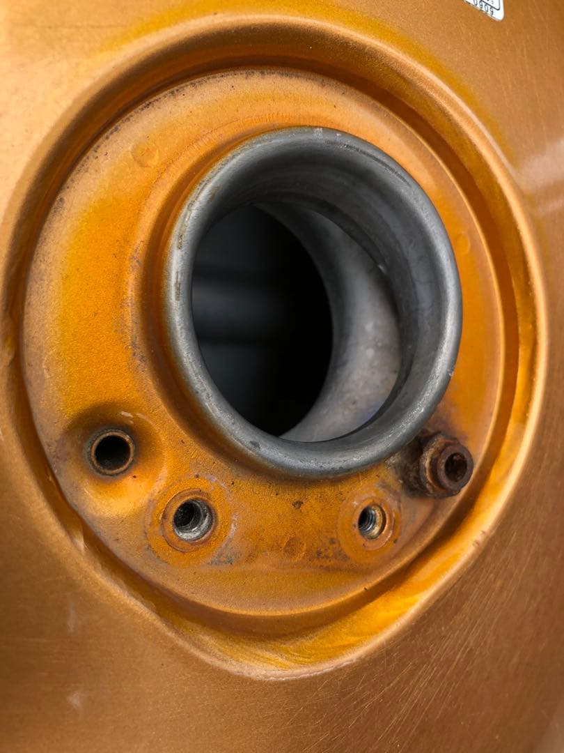 カワサキW800、ガソリンタンク、サイドカバー 、ヘッドライトケース