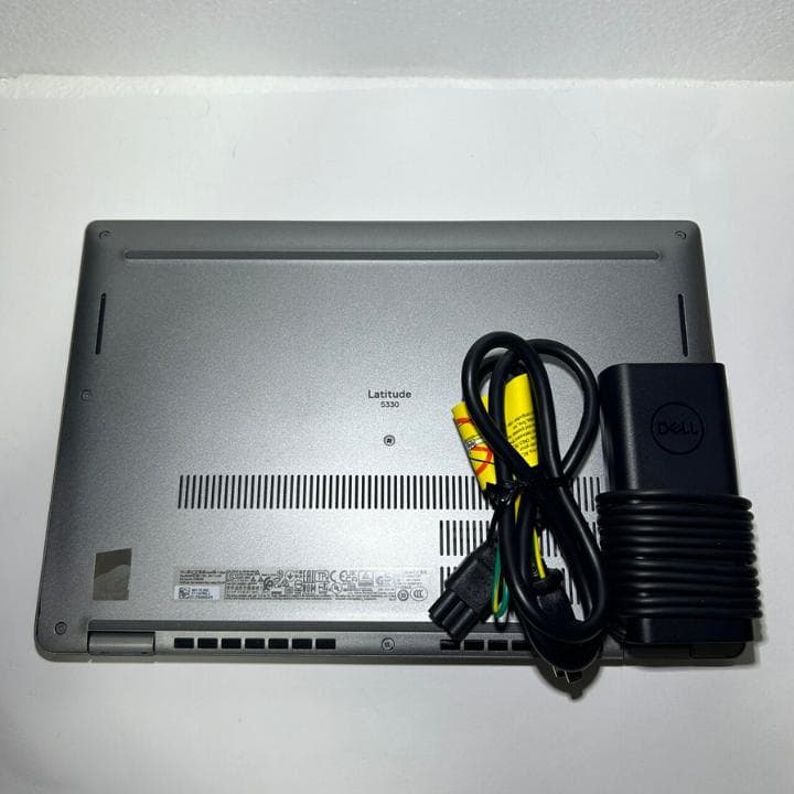 Dell Latitude 5330⭐️第12世代i7×16GB×新品512GB