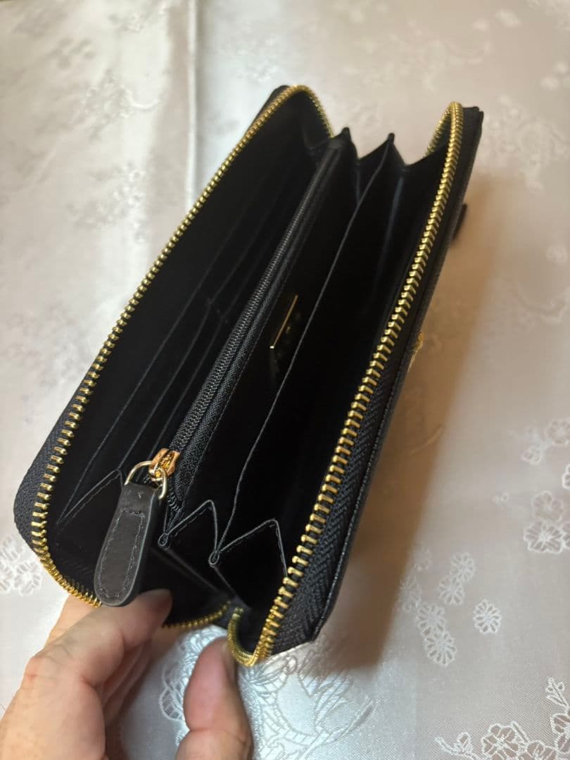 新品 Vivienne Westwood ブラックラウンド、ファスナー長財布