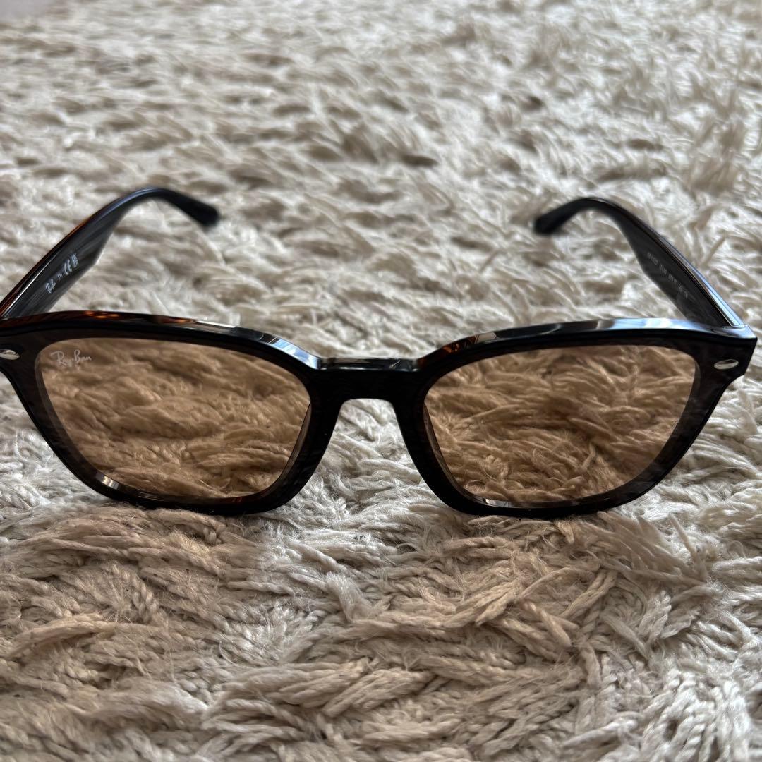 Ray-Ban サングラス　RB4392D メンズ／レディース／ユニセックス