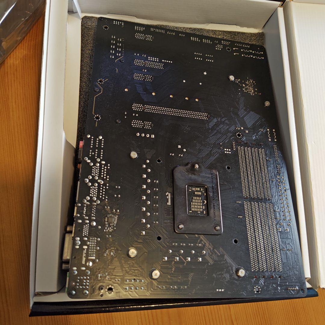 メモリ/DDR4/Kingston/FURY　8GB×2枚