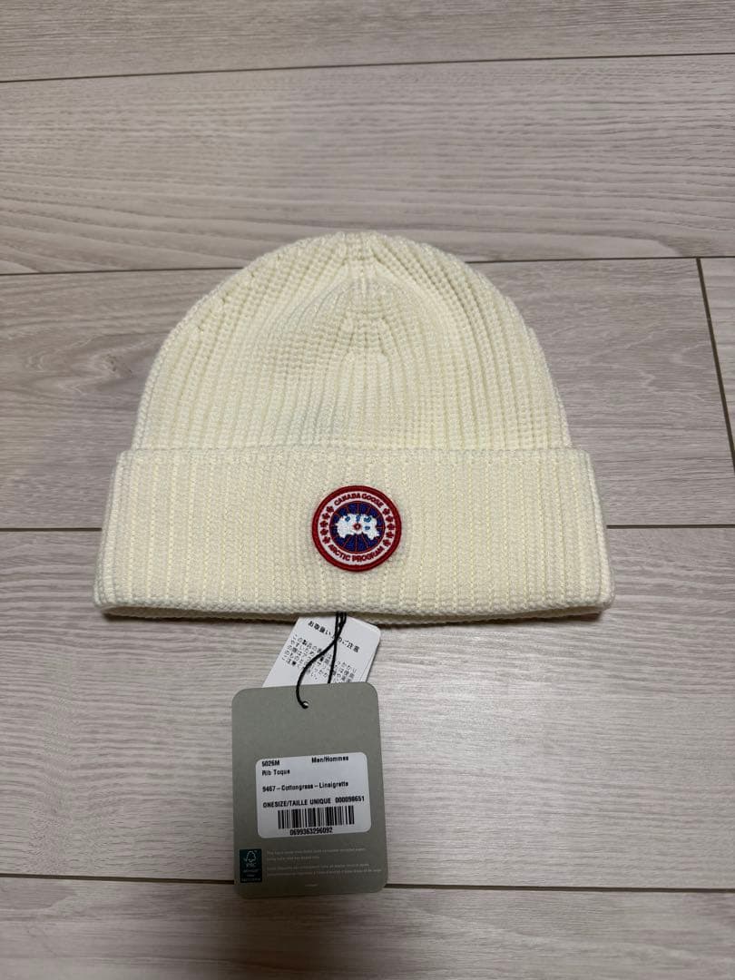 新品未使用　  アイボリー ニット帽