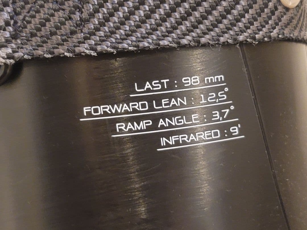 NORDICA DOBERMANN 110 26〜26.5cm ラスト98mm