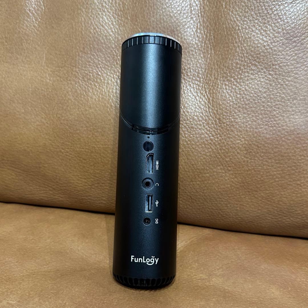 美品【FunLogy/ファンロジー】小型プロジェクター　X-03