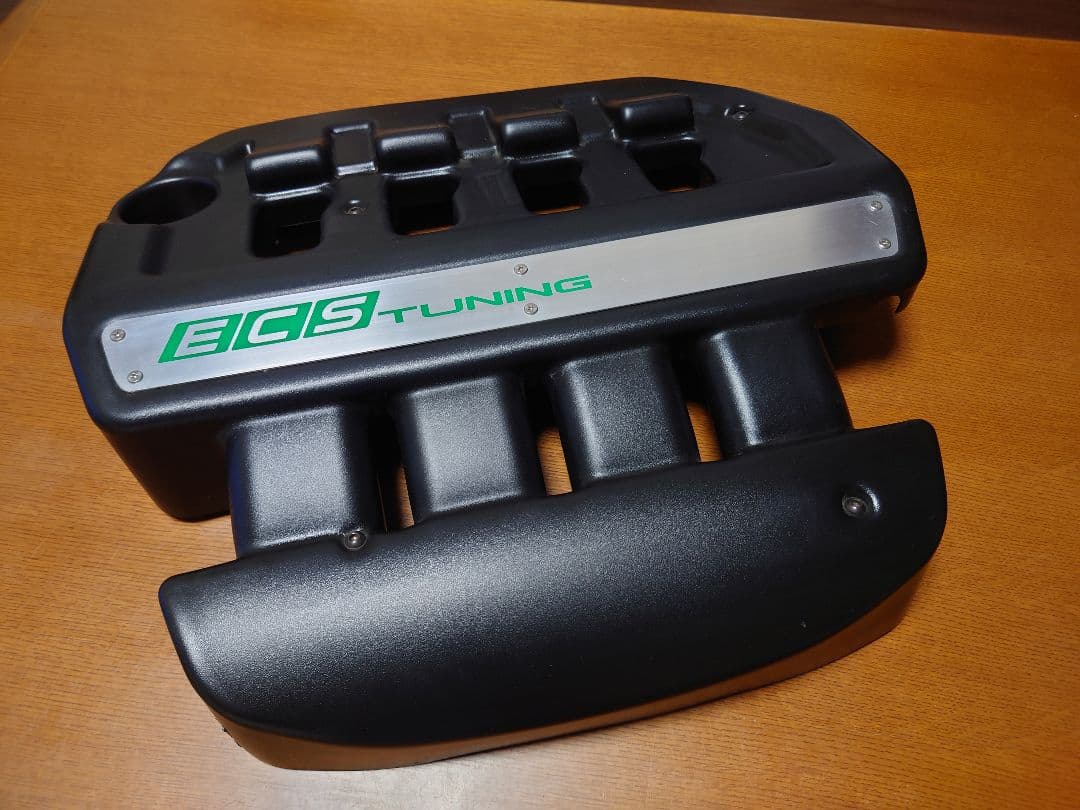 ゴルフ7GTI ECSチューニングエンジンカバー