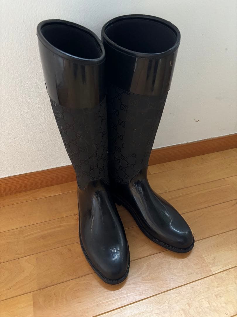 Gucci ブラック 長靴 GGパターン