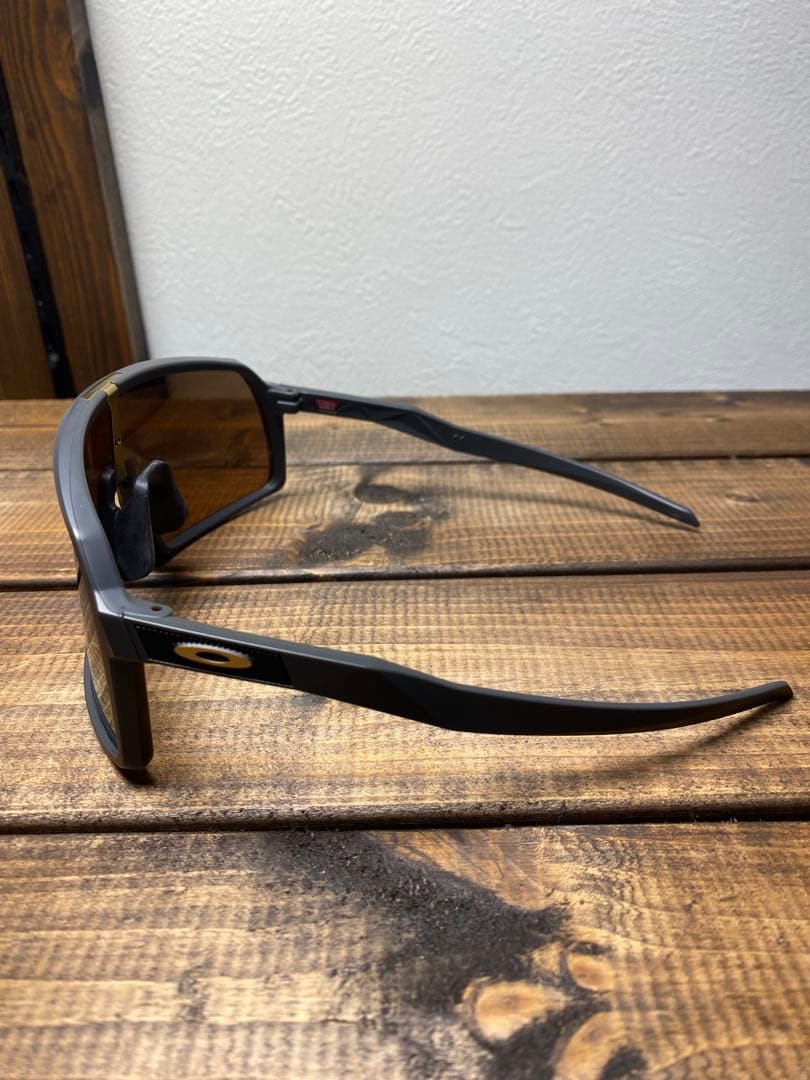 OAKLEY SUTRO スートロ