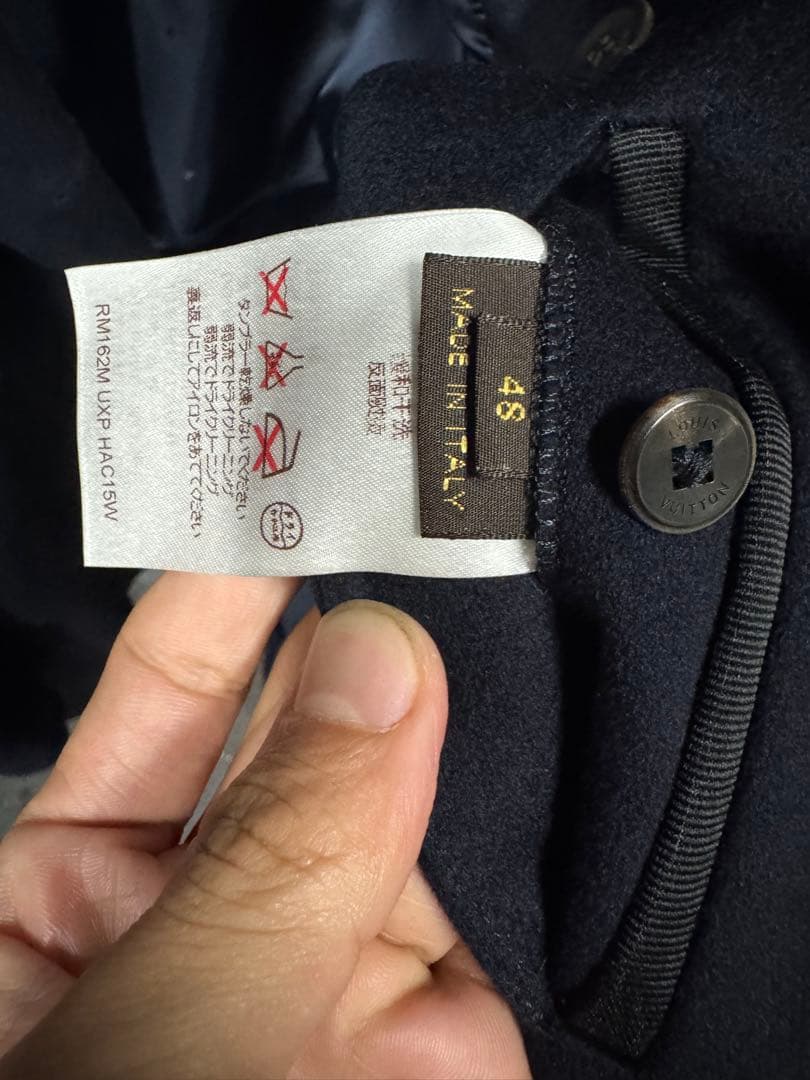 ②Louis Vuitton ネイビー ピーコート(新品未着用)48サイズ