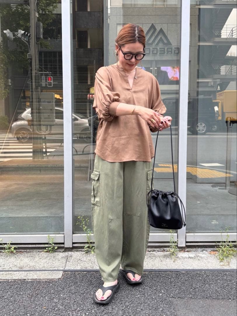 カーブシルエットカーゴパンツ　PUAL CE CIN ピュアルセシン