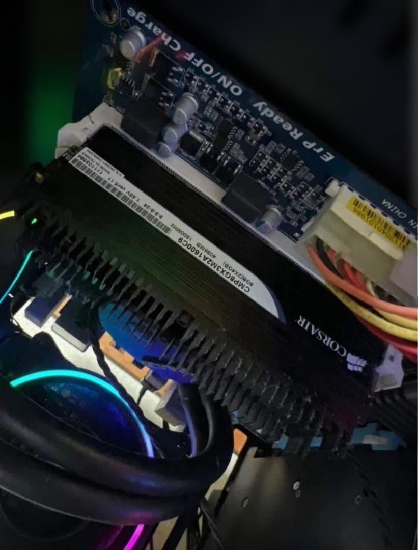 コンピューター部品