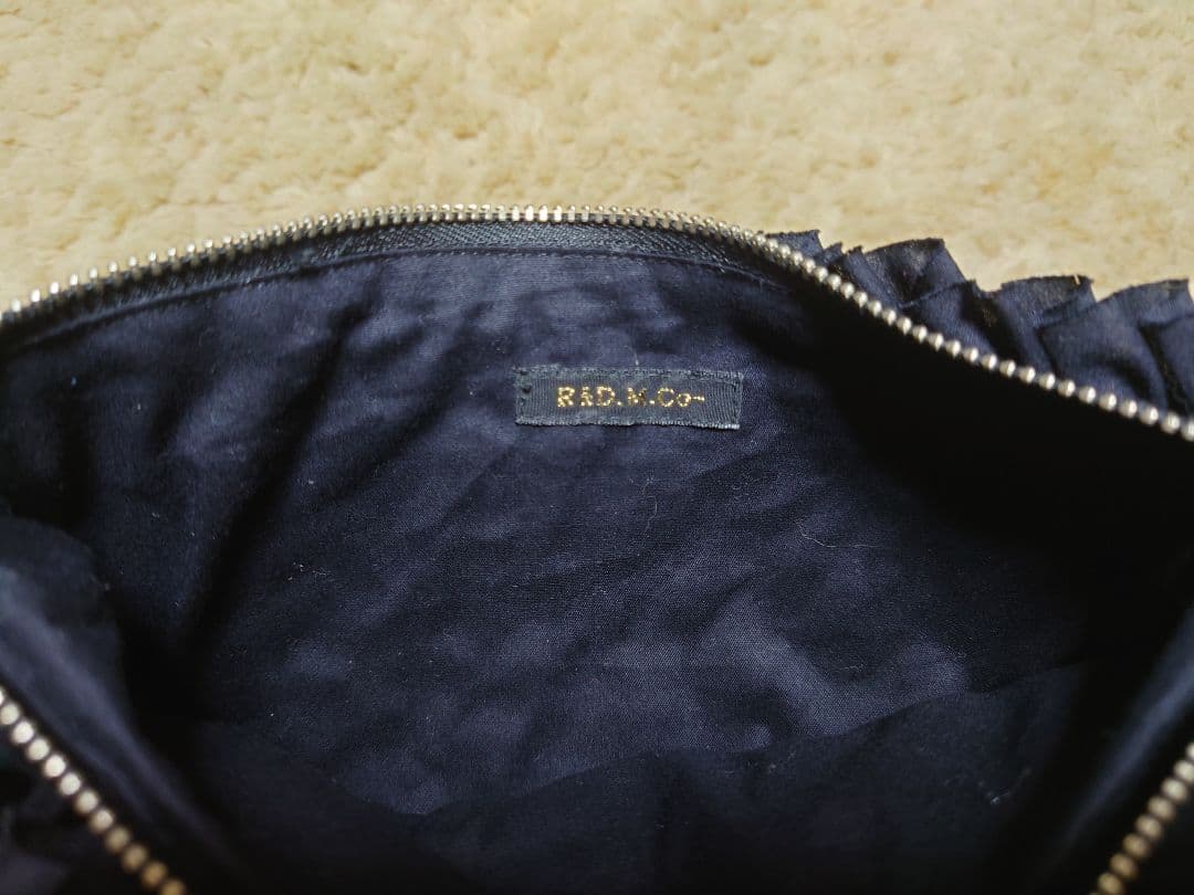 R&D.M.Co- FRILL BODY BAG フリルボディバック ブラック