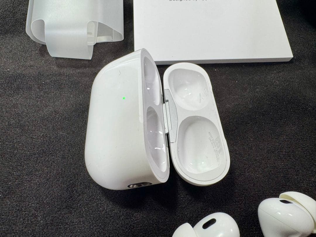 【極美品新品同様】AirPods Pro2 第二世代　Apple　エアポッズプロ