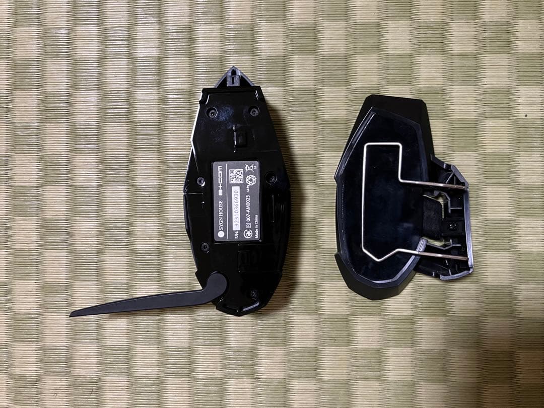 B +COM 6XR 1台のみ。別マイク付き。