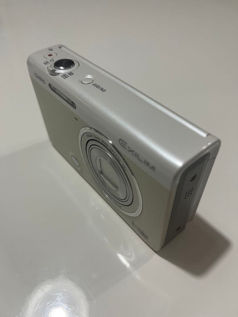 CASIO EXILIM EX-ZR50 ホワイト