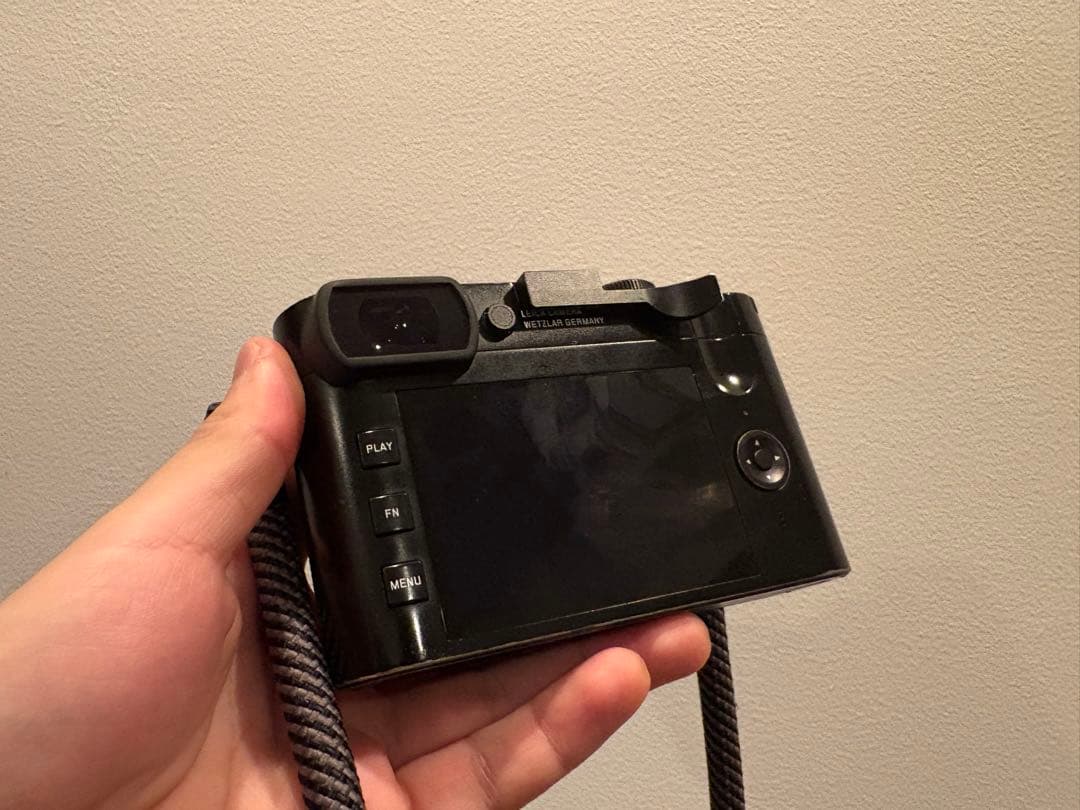 デジタルカメラ Leica Q2