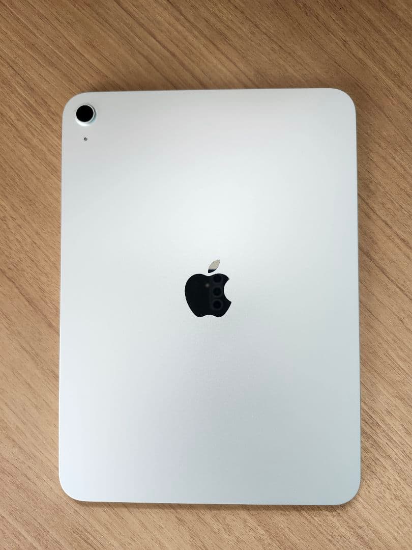iPad A16 128GB シルバー wifi ケースとペン