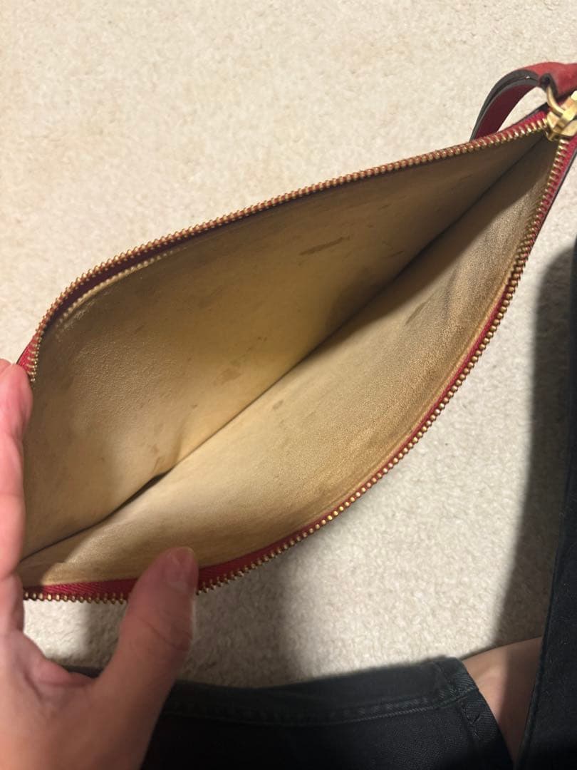 GUCCI花柄キャンバスクラッチバッグ