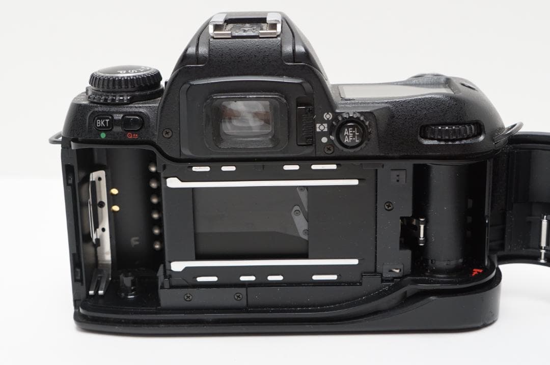 ＜作例あり＞Nikon F80S フィルム一眼レフカメラ ボディ AF