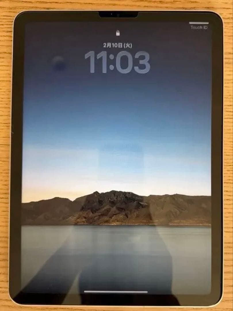 iPad Air 第5世代 本体 カバー付セルラー　cellular m1