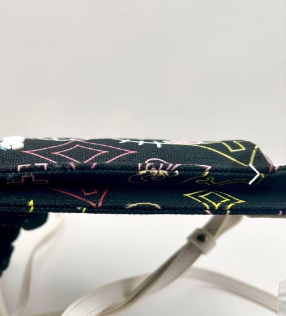 m m カステルバジャック＆キティー 携帯ケース ポシェット