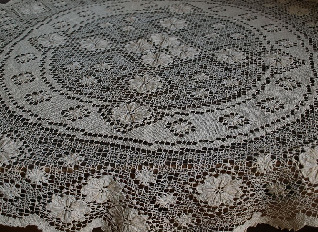 PAUL__ フィレレース丸 テーブルクロス 刺繍レース 花柄 /K032