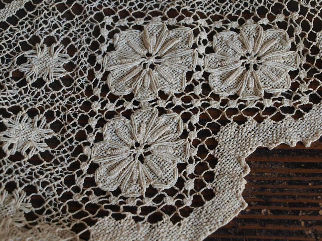 PAUL__ フィレレース丸 テーブルクロス 刺繍レース 花柄 /K032