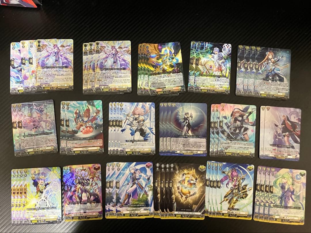 リィエル＝アモルタデッキ