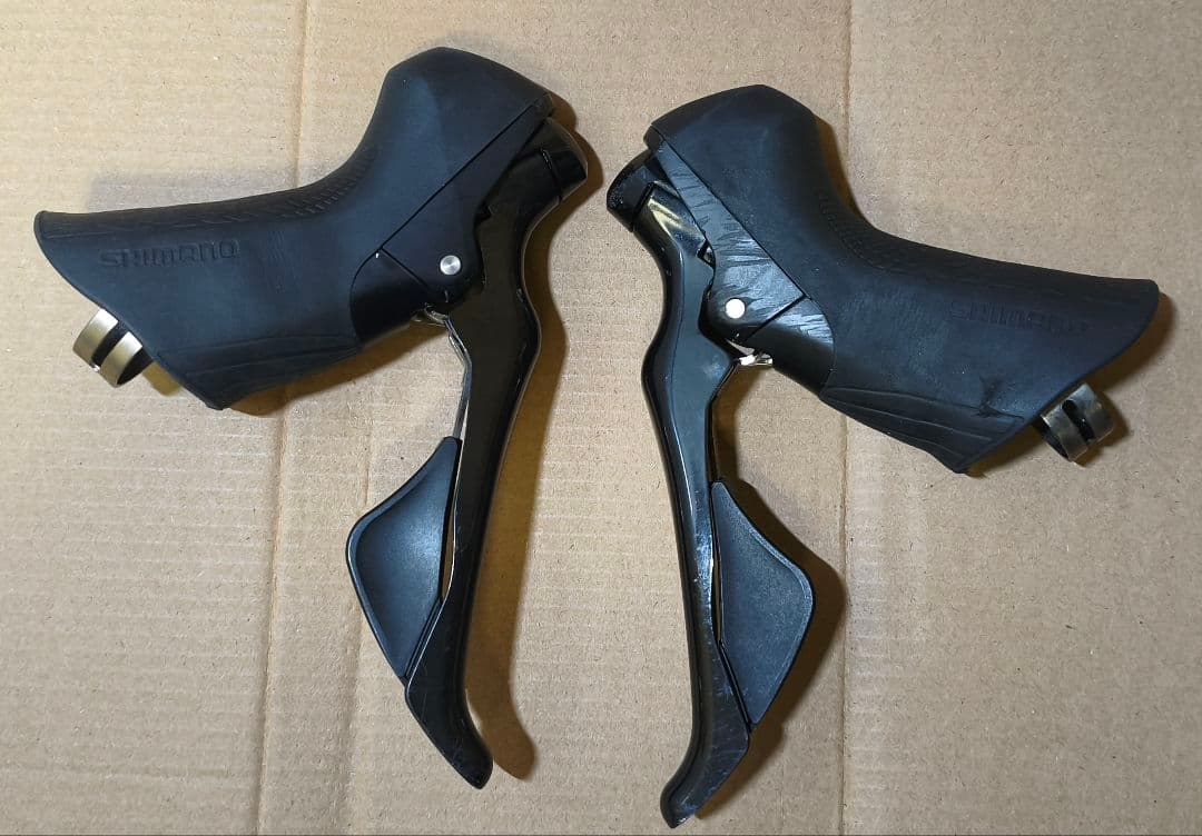 SHIMANO 105のコンポーセット R7000 リムブレーキ用