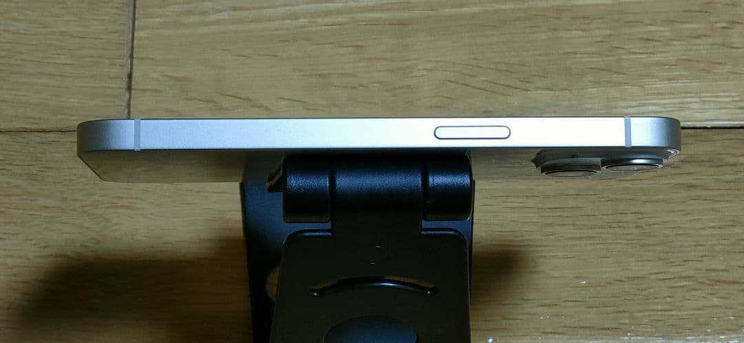 k*n様 美品 iPhone14 スターライト SIMフリー 128GB 利用制