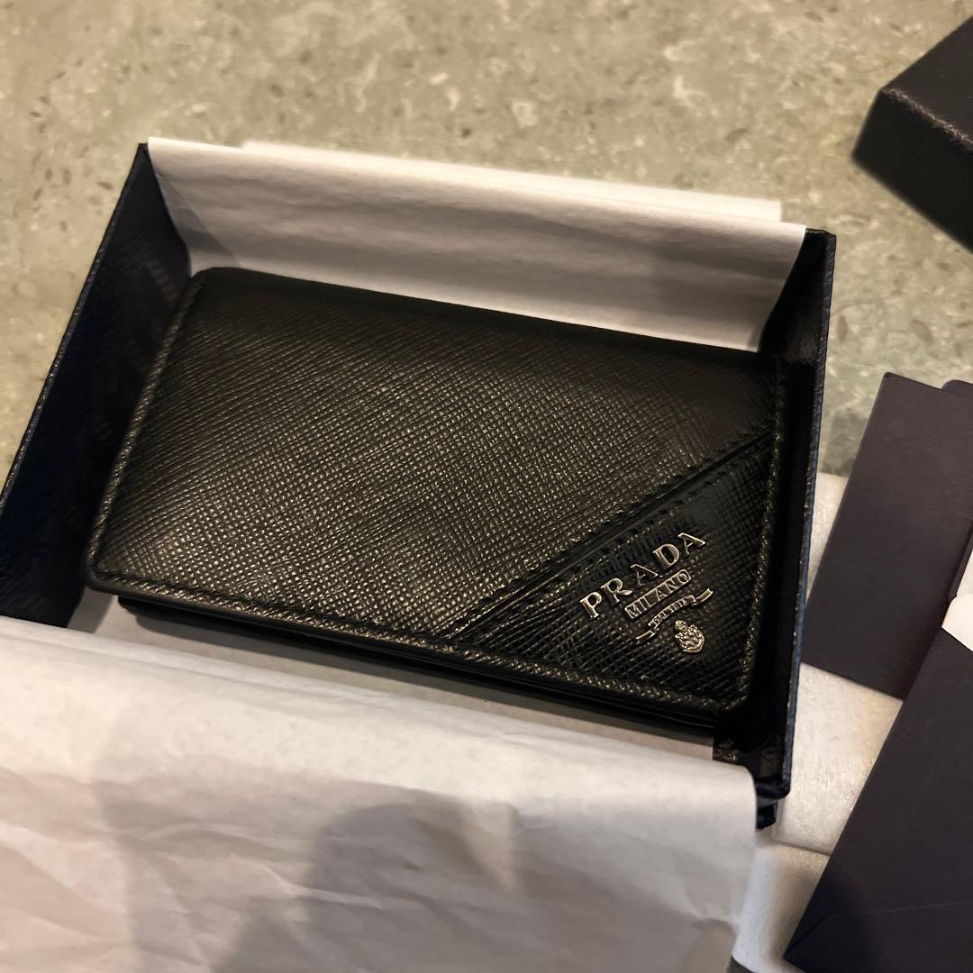 PRADA レザー名刺入れ