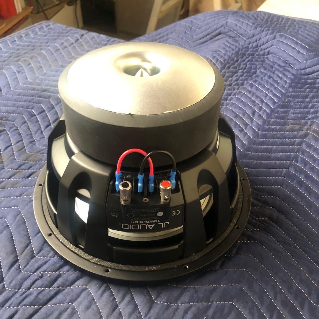 カーオーディオ JL audio 12W6v3-D4