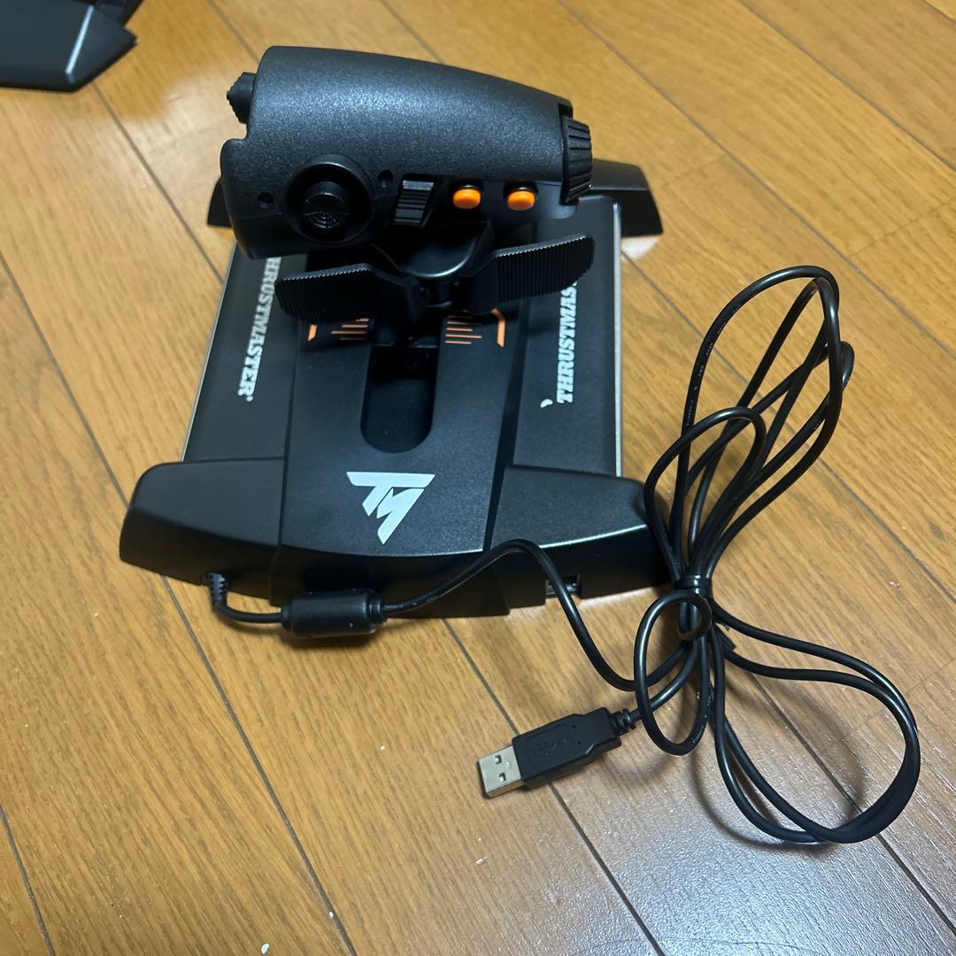 Thrustmasterスラストマスター フライトスティック T.16000M