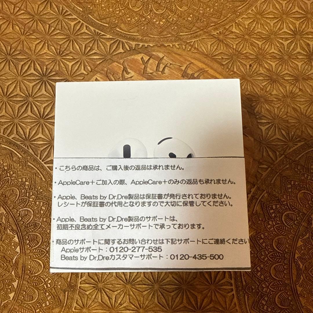 イヤホン Apple AIR PODS4