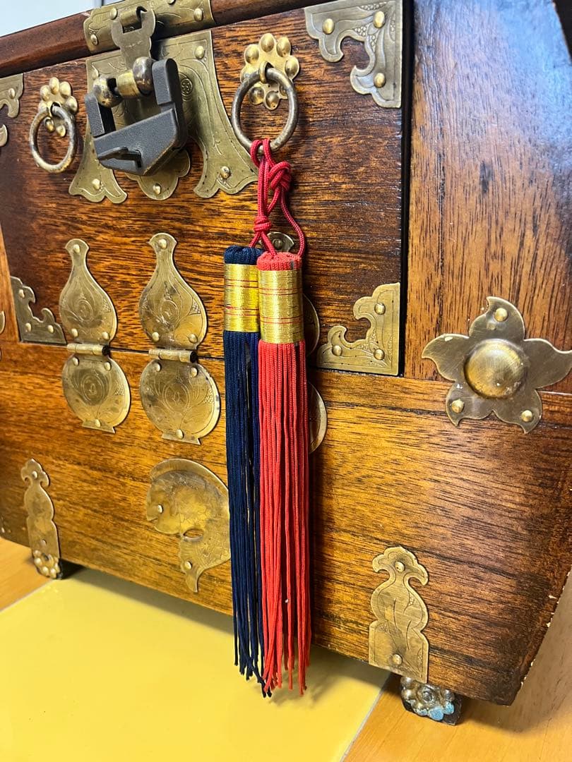 李朝家具　アンティーク　バンダジ　韓国　キャビネット　骨董 　ヴィンテージ