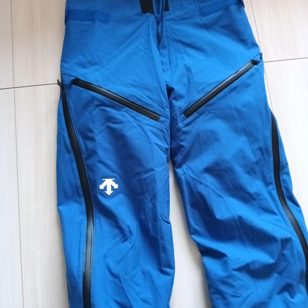 DESCENTE　スキービブパンツ